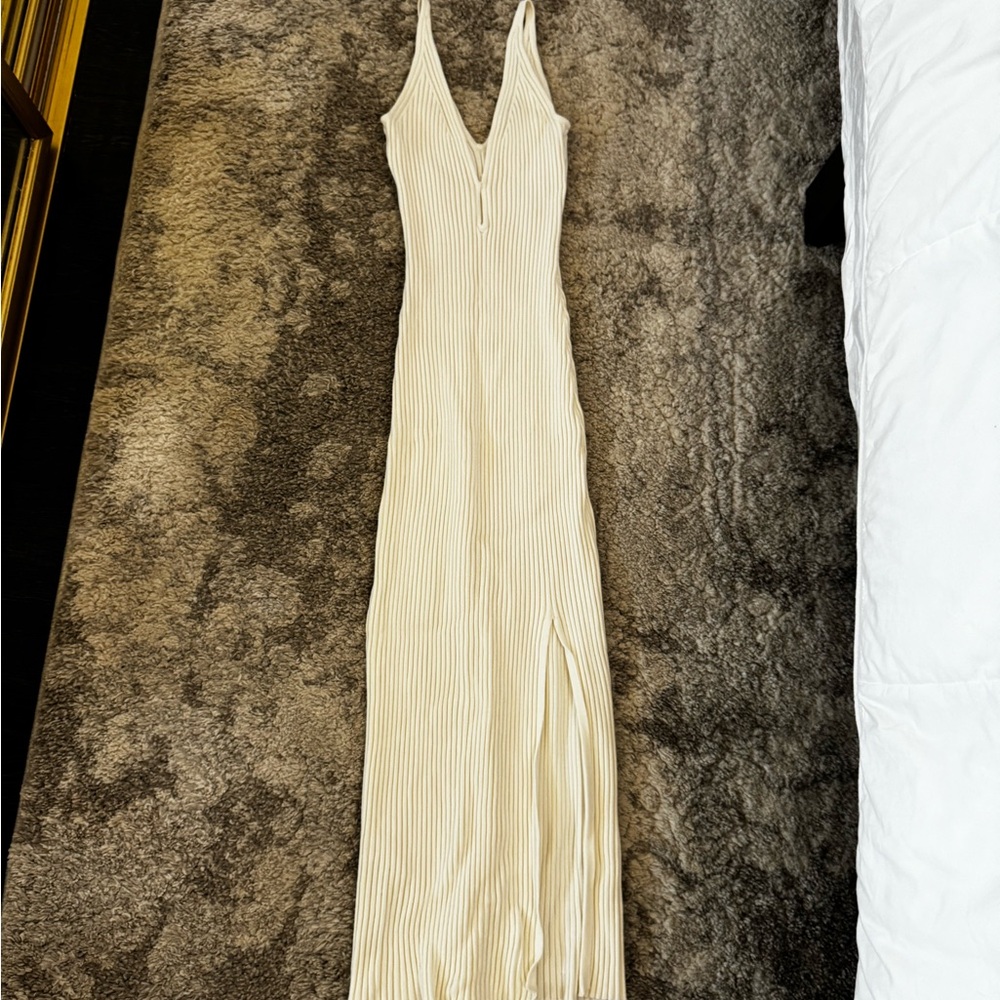 A&F Elevated Keyhole Ribbed Knit Dress - Picture 3 of 7